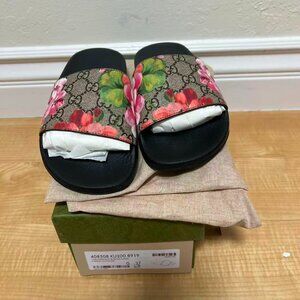 gucci women bloom slide